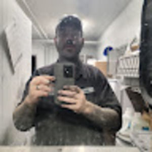 Meet your Posher, Tom